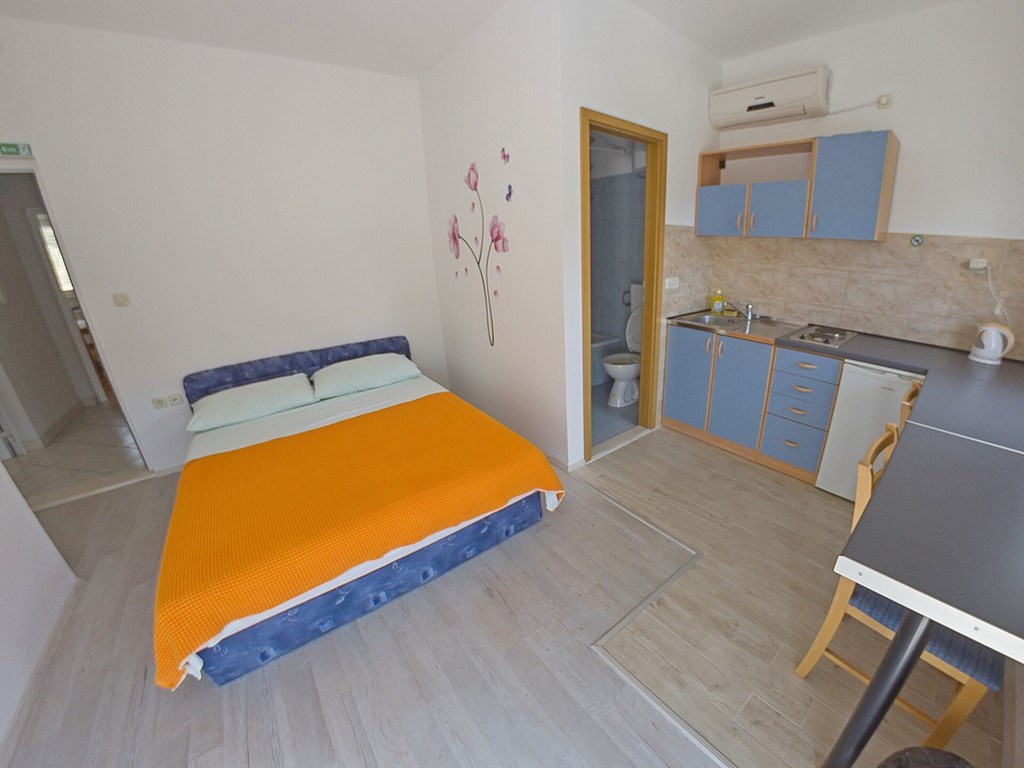 LUX apartments Ante: Room STUDIO STANDARD