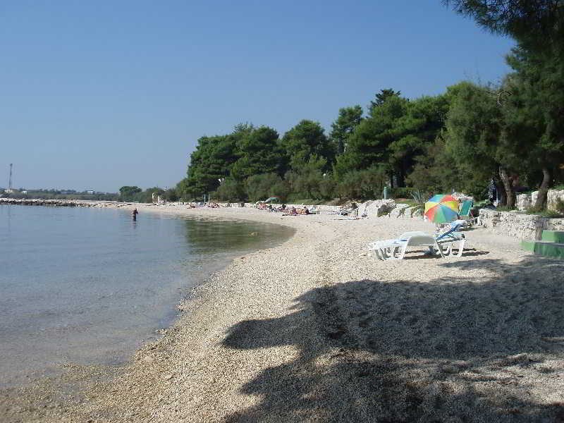 Perkovic Ana: Beach