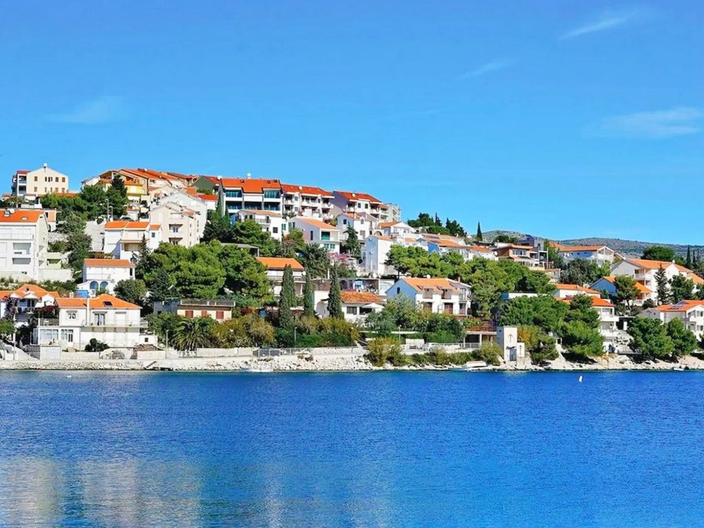 APARTMENTS LEKO: General view