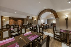 Salona Palace: Restaurant - photo 37