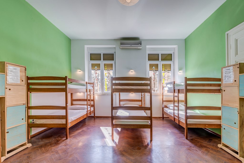 Adriatic Hostel: Room Bed in dormitory CAPACITY 10