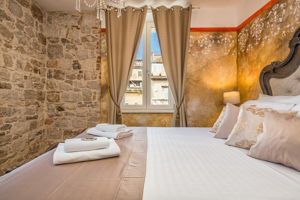 Plaza Marchi Old Town: Room DOUBLE DELUXE