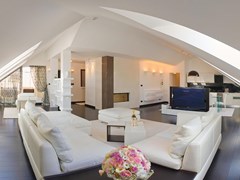 Hotel Marmont Heritage: Room SUITE LUXURY - photo 22