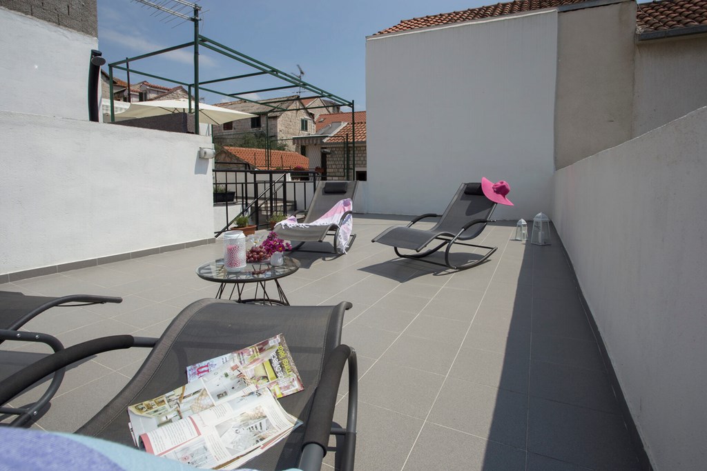 Apartment Alma: Terrace