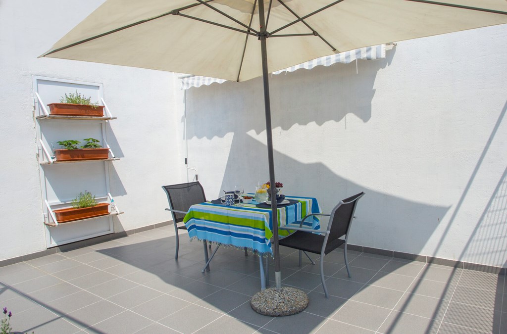 Apartment Alma: Terrace