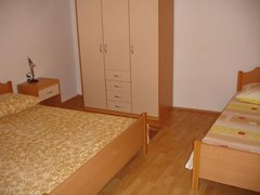 Peruzovic Rooms & Apartments: General view - photo 1