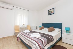 Peruzovic Rooms & Apartments: General view - photo 14