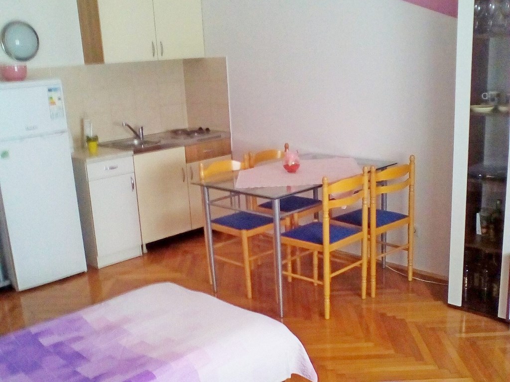 Apartments Jasenka: Room APARTMENT CAPACITY 4