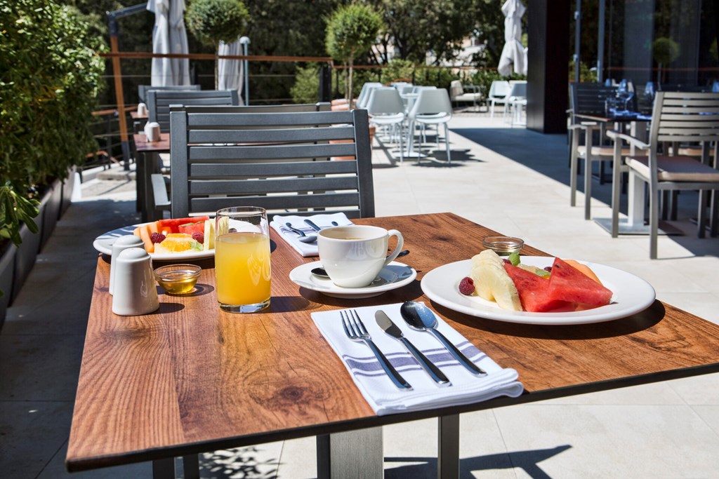 Marvie Hotel & Health: Terrace