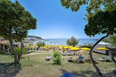 Porta Adriatica: Beach - photo 11