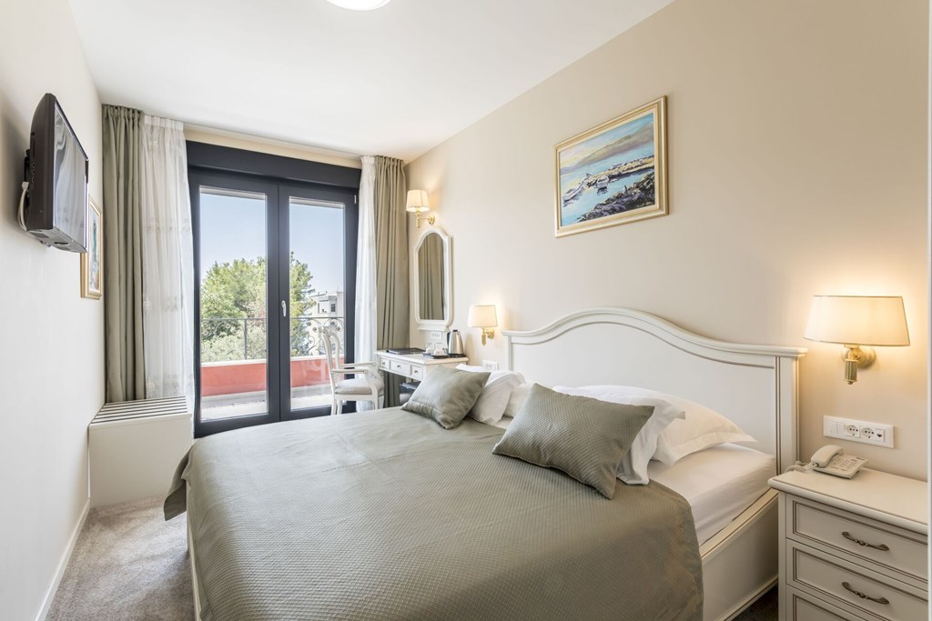 Cvita: Room DOUBLE WITH BALCONY