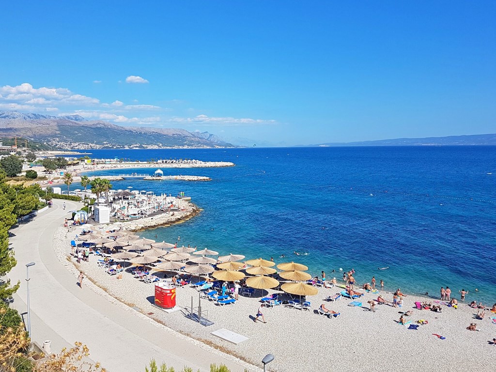 APARTMENTS NIKSA SPLIT: Beach