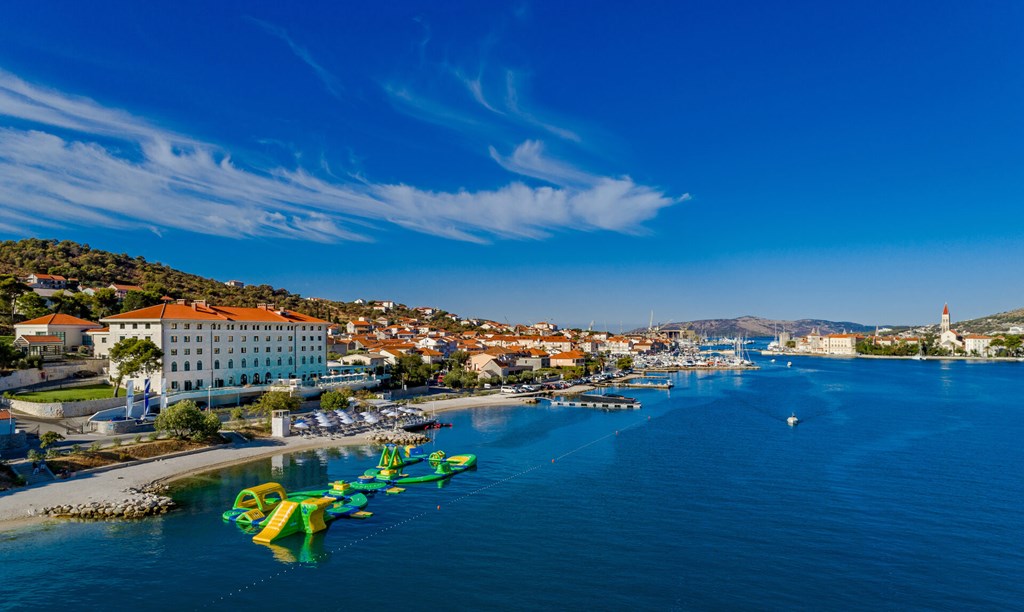 Brown Beach House hotel & spa: General view