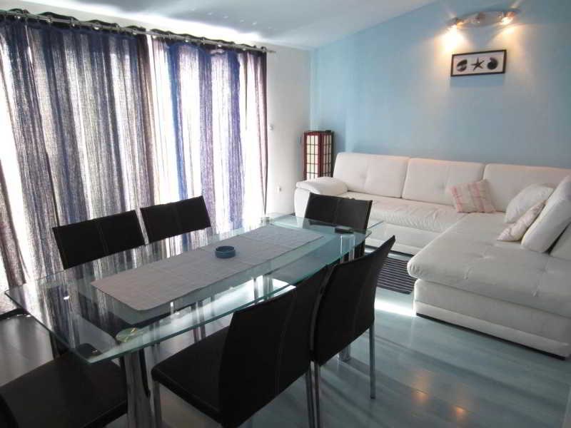 Apartmani Kelam: Room