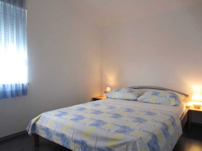 Apartmani Kelam: Room