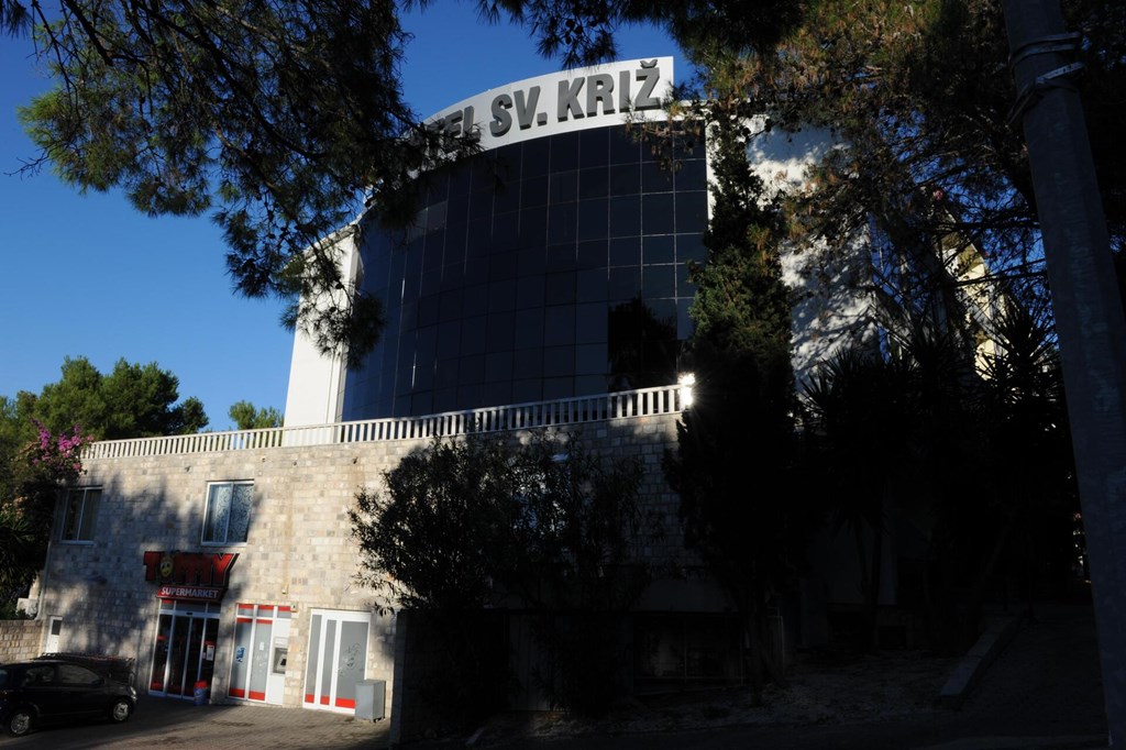 Hotel Sveti Kriz: General view