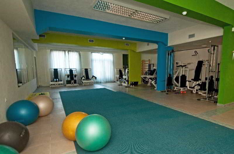 Hotel Sveti Kriz: Sports and Entertainment