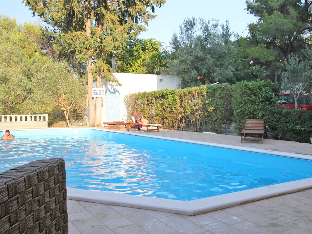 Hotel Sveti Kriz: Pool