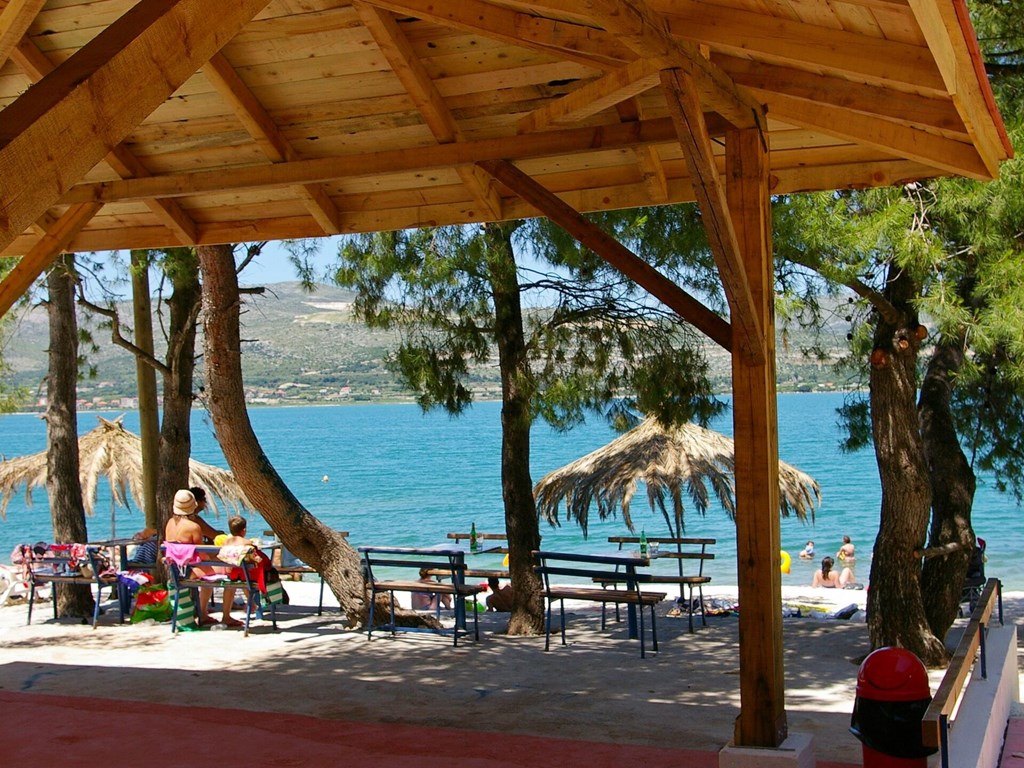 Hotel Sveti Kriz: Beach