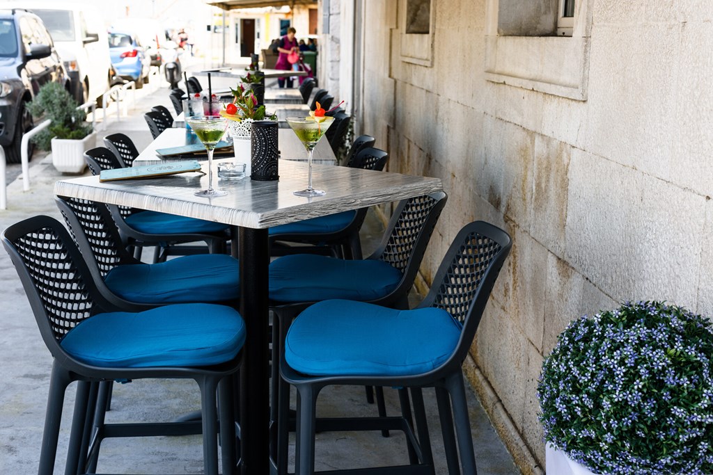 Hotel Vila Sikaa: Terrace