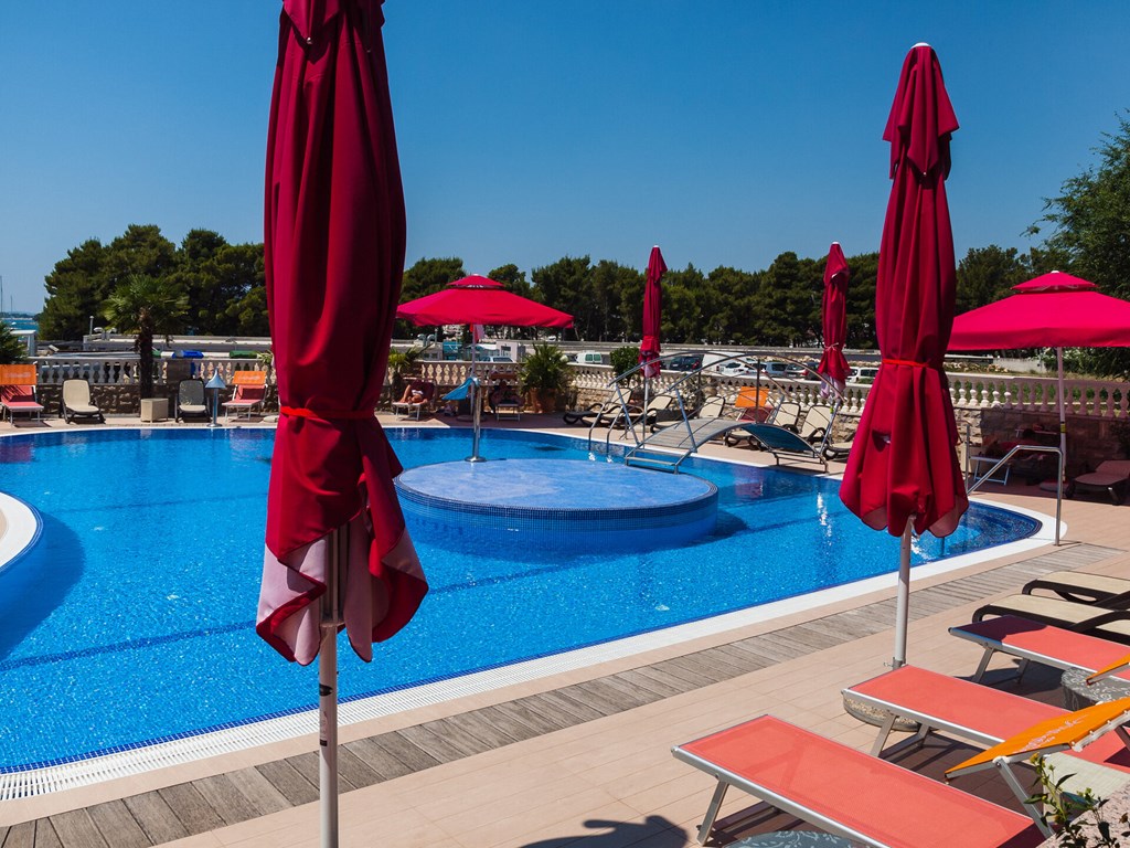 Hotel Miramare: Pool