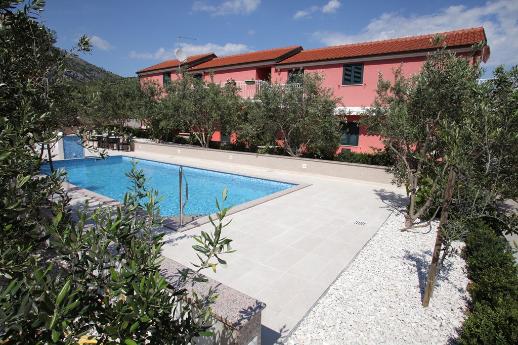 Villa Rustica Dalmatia: Pool