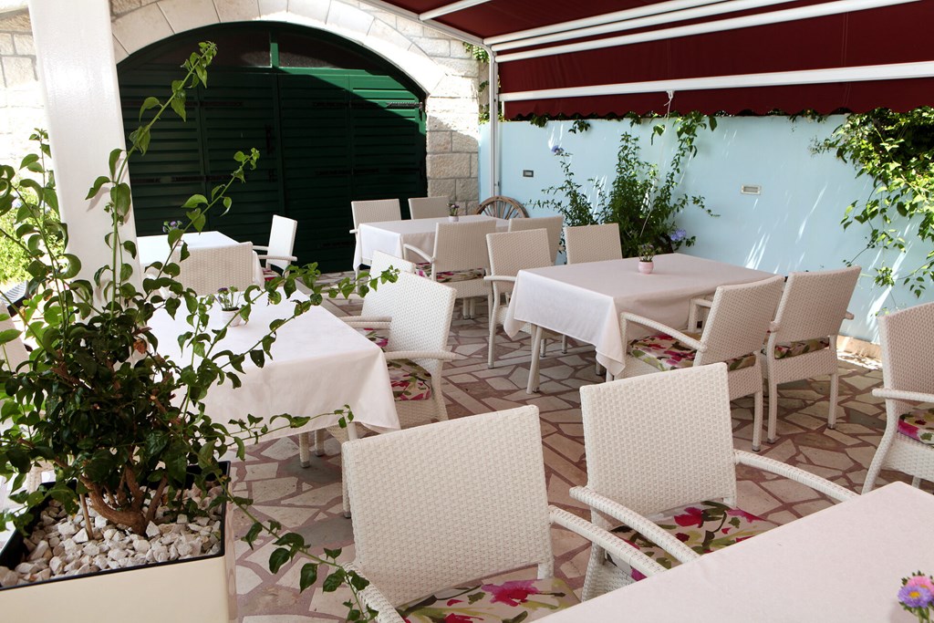 Villa Rustica Dalmatia: Restaurant