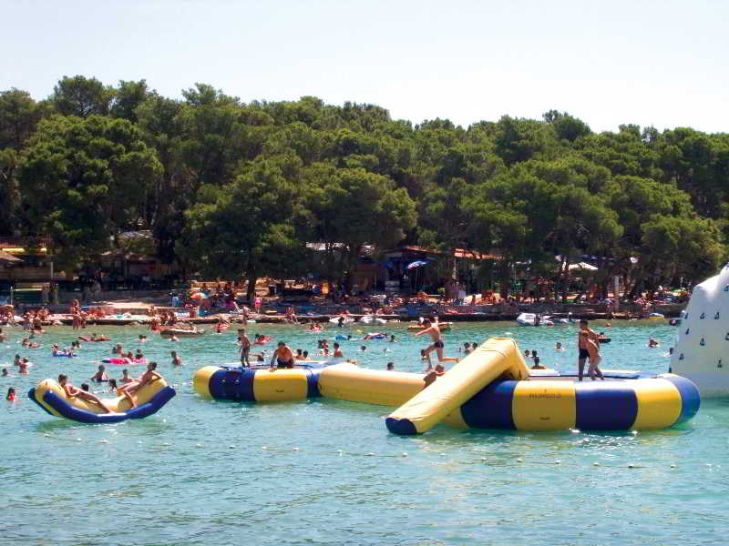 Ilirija Hotel: Beach