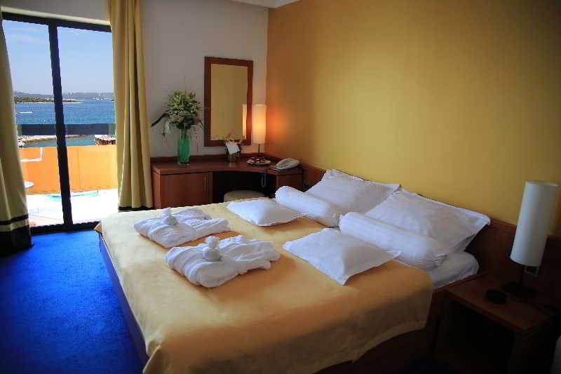 Ilirija Hotel: Room