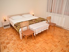 Ante: Room APARTMENT CAPACITY 6 - photo 9