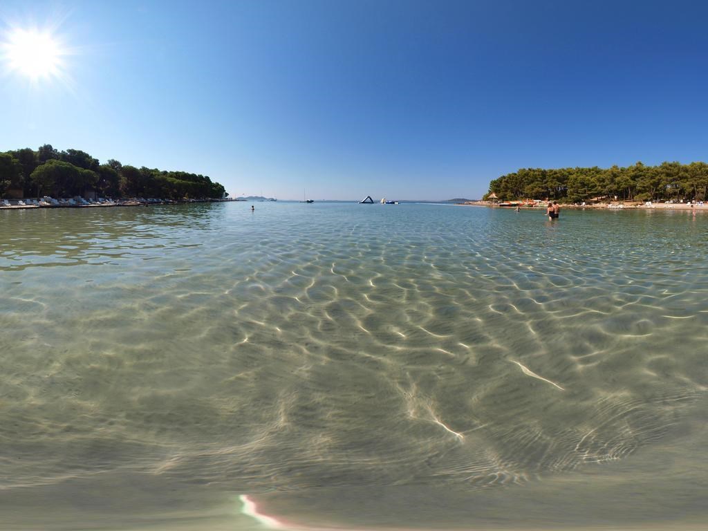 Pine Beach Pakoštane Adriatic: General view