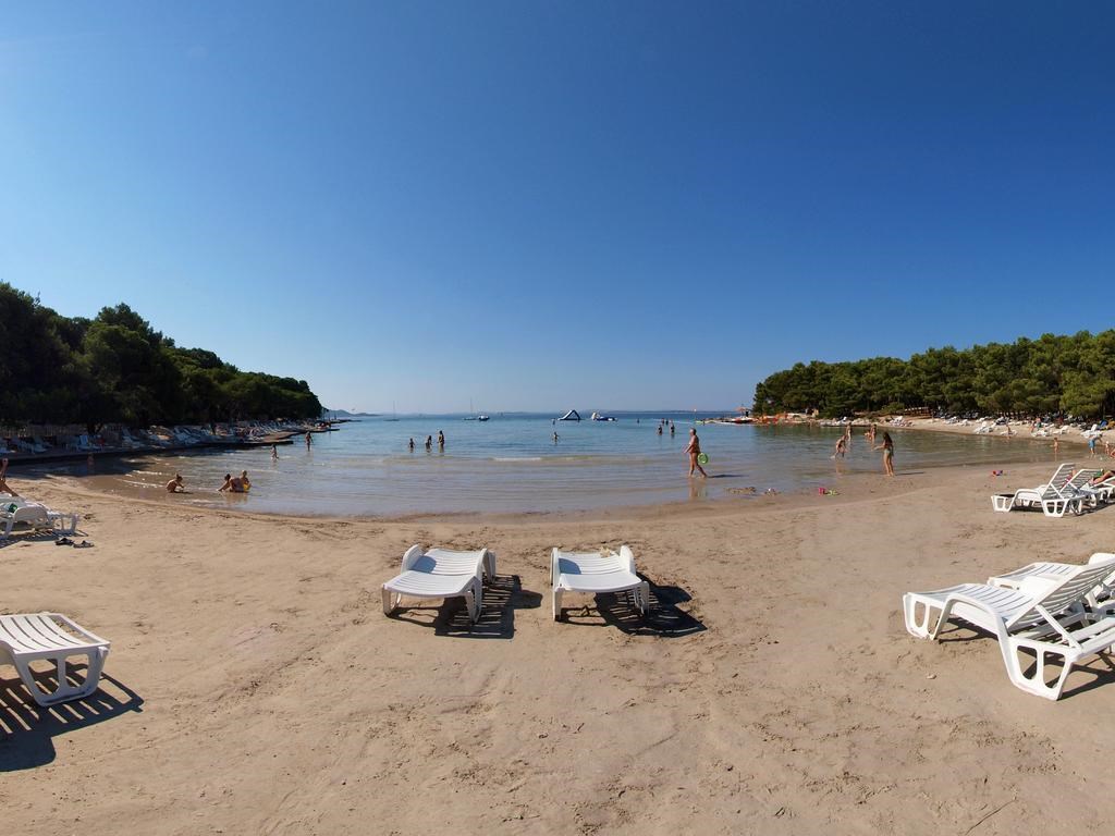 Pine Beach Pakoštane Adriatic: General view