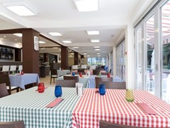 Crvena Luka Hotel & Resort: Restaurant - photo 49