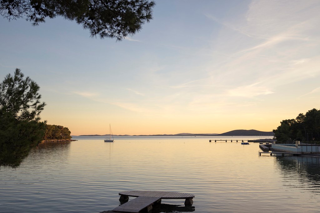 Crvena Luka Hotel & Resort: Beach