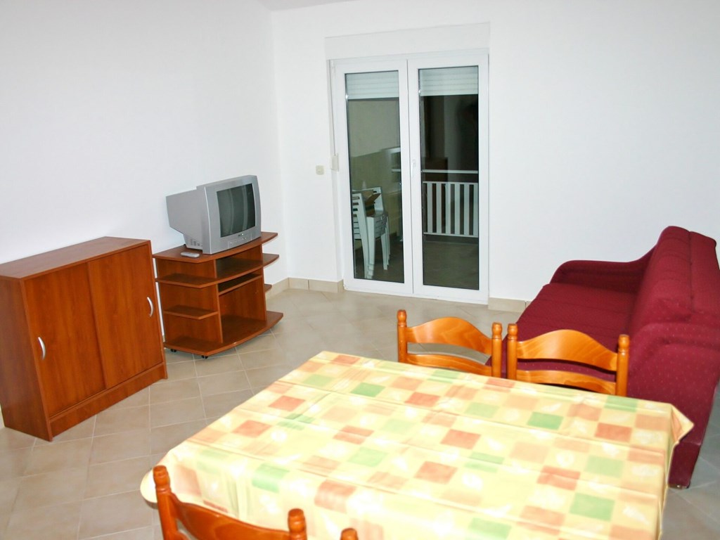 Suhomont Apartments: Room APARTMENT CAPACITY 4 ONE BEDROOM