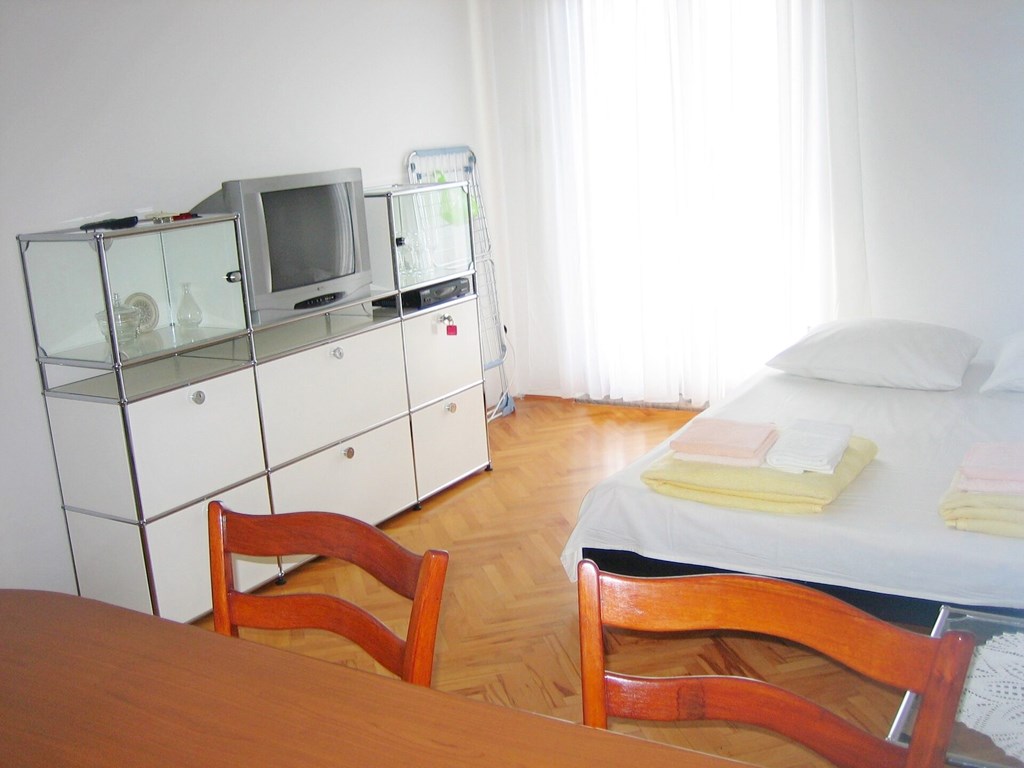 Apartments Luna: Room APARTMENT CAPACITY 2