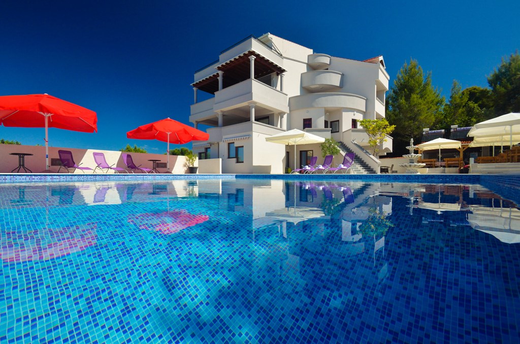 Aparthotel Villa Plat: Pool