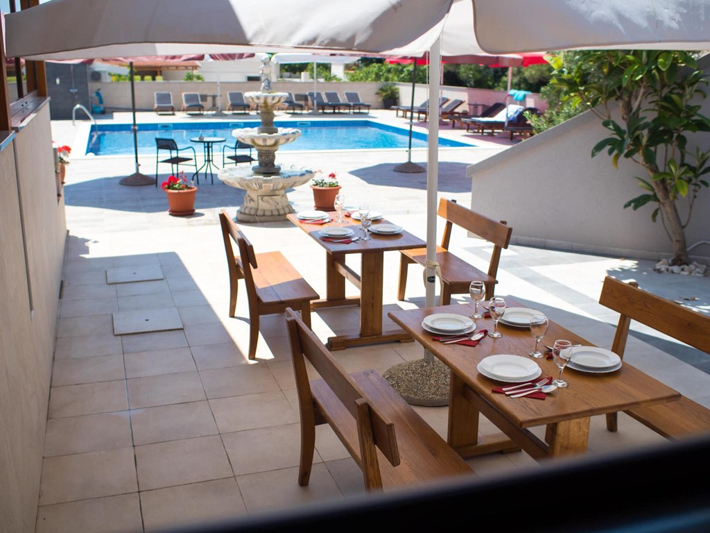 Aparthotel Villa Plat: Restaurant