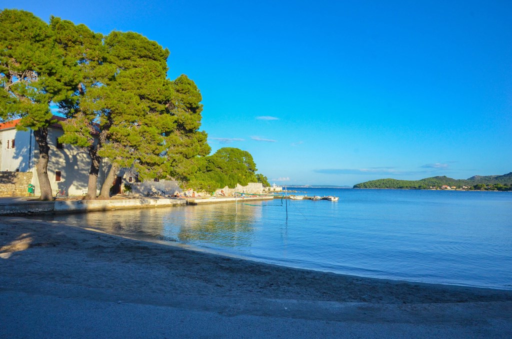 Villa Stari Dvor: Beach