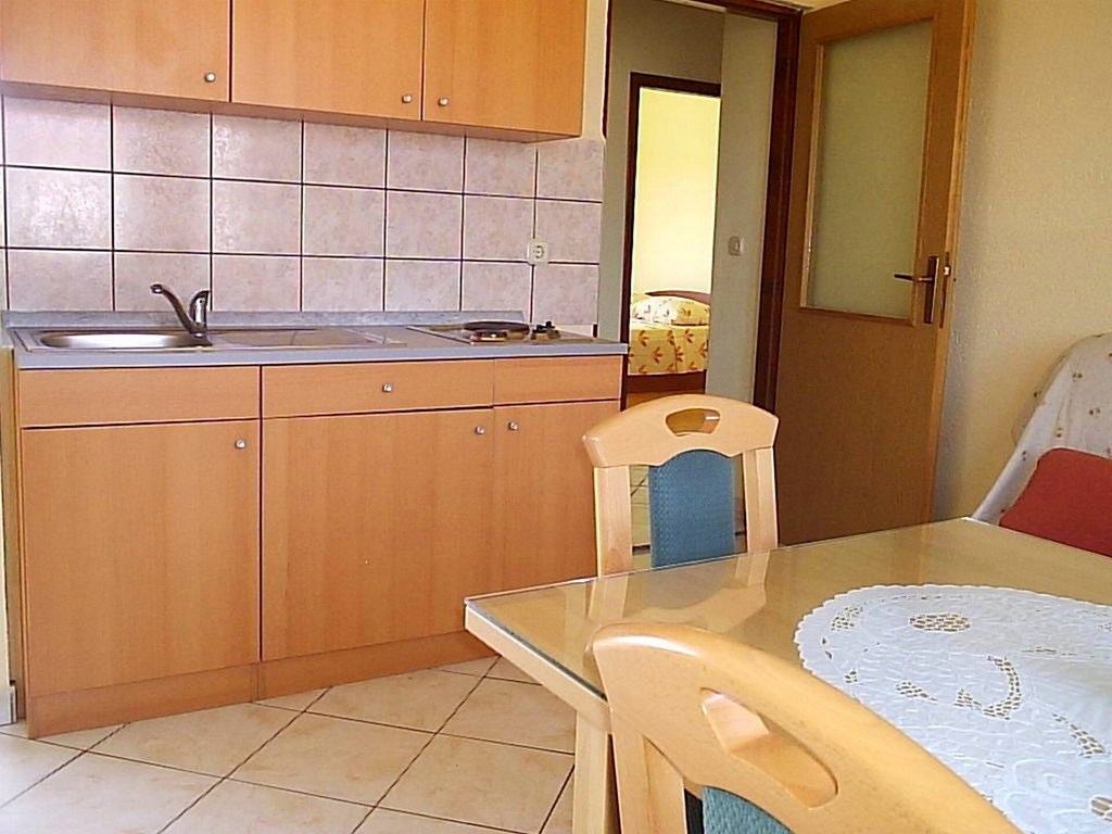 Apartments Burmeta: Room APARTMENT CAPACITY 5 TWO BEDROOMS