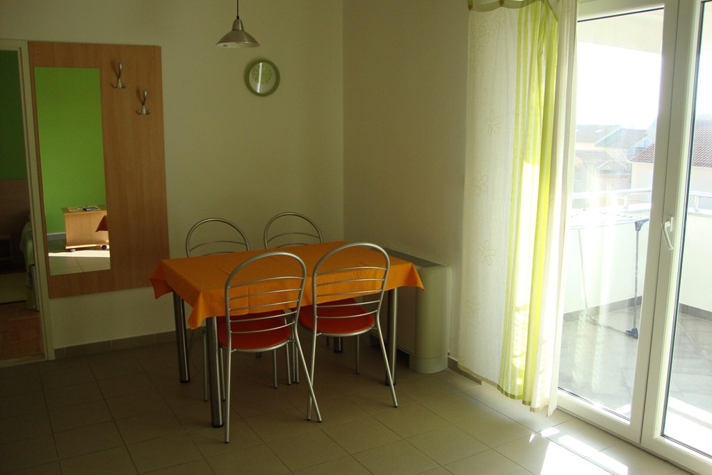 Apartments Bibic: Room