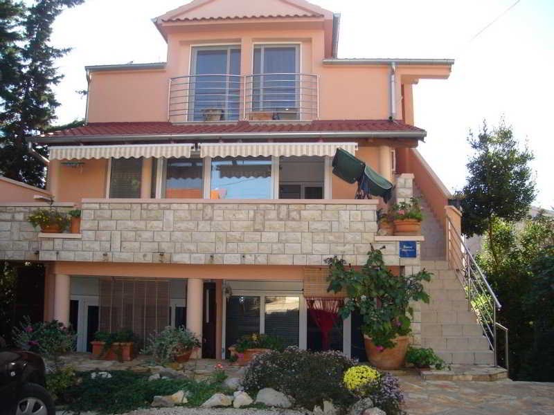 Apartments Ljiljana: General view