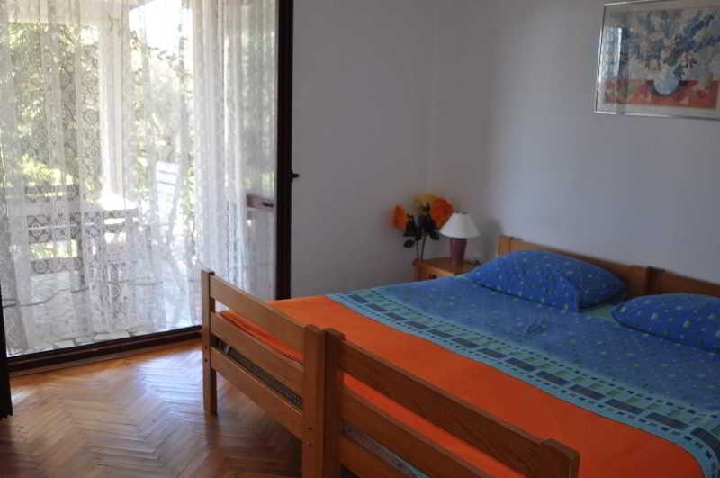 Dolac Guesthouse: Room