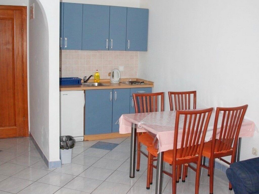 Apartments Dario: Room APARTMENT CAPACITY 4