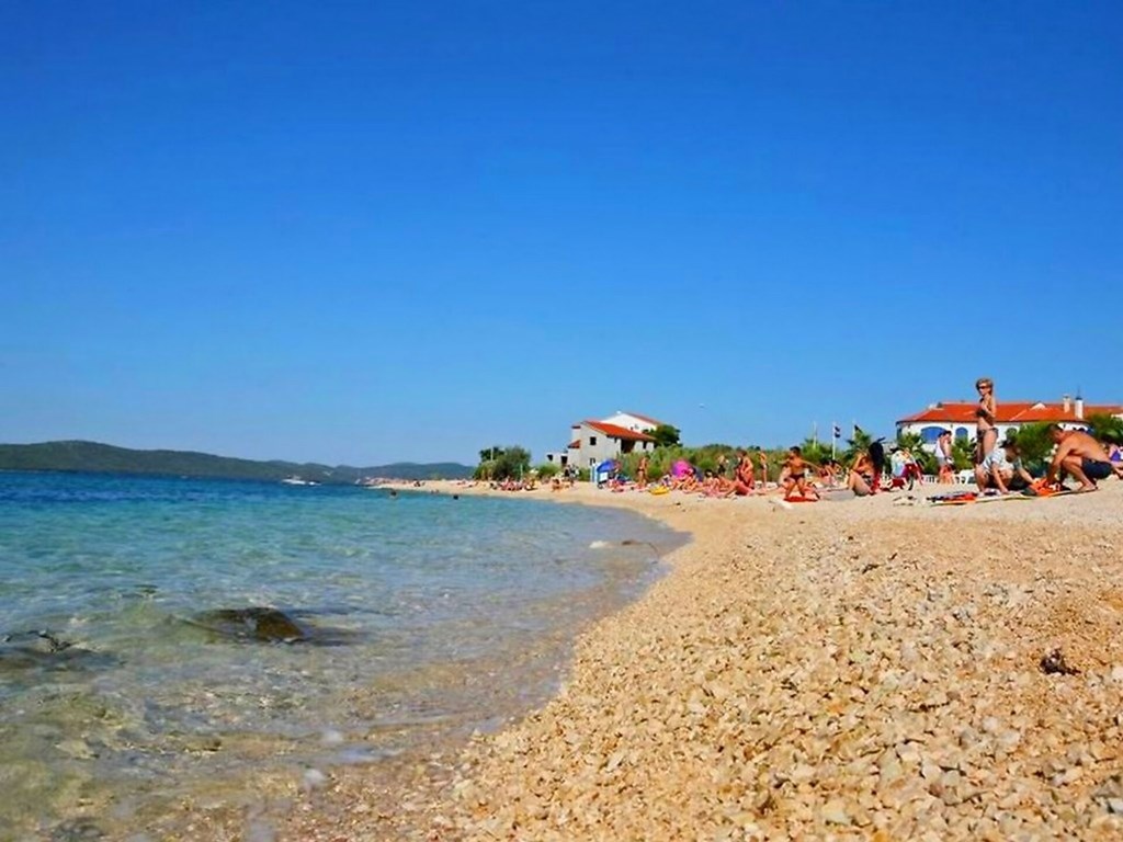 Apartments Tomislav: Beach