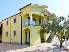 Apartments Vesna: Lobby - photo 11