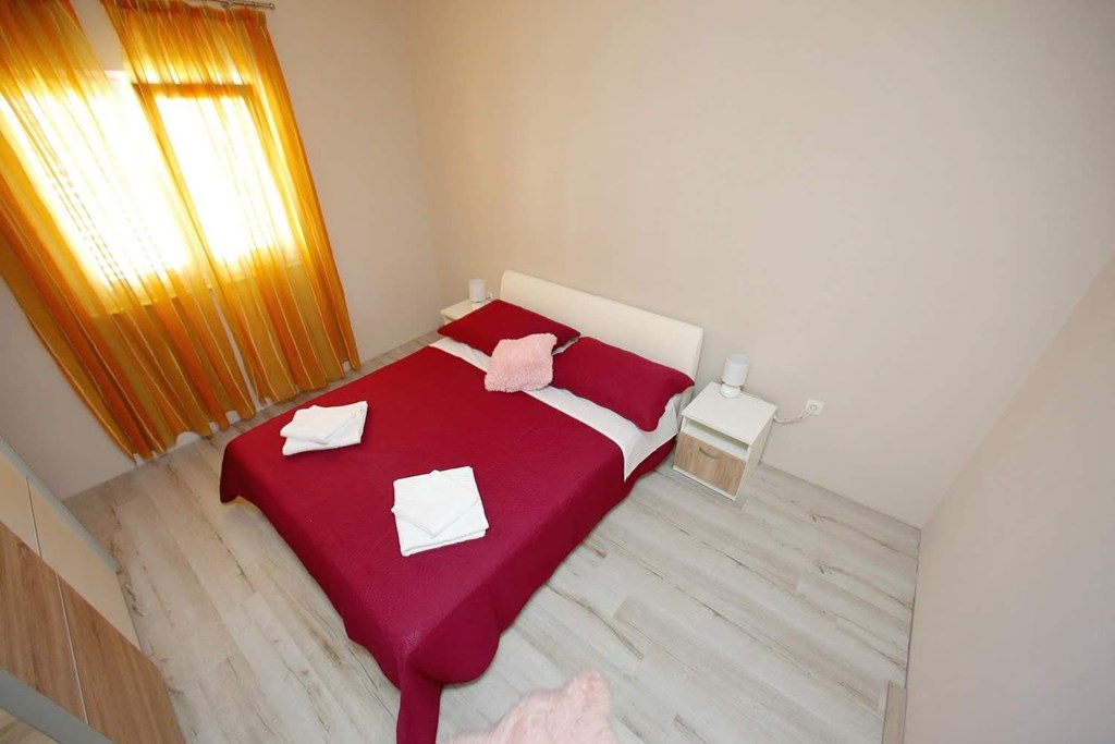 Apartments Ivona: Room APARTMENT CAPACITY 6