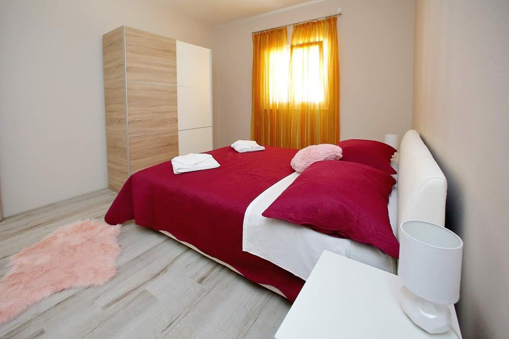 Apartments Ivona: Room APARTMENT CAPACITY 6