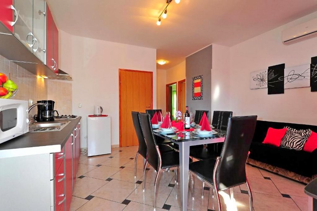 Apartments Alen: Room APARTMENT CAPACITY 5