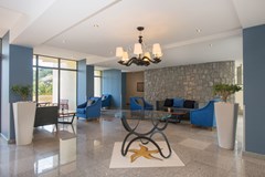 Iberostar Bellevue: Lobby - photo 11